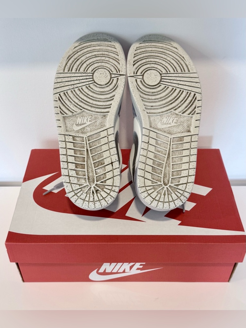 Nike Women's Air Jordan 1 Low SE Light Steel Grey Size 7.5 original box near new - Picture 11 of 12